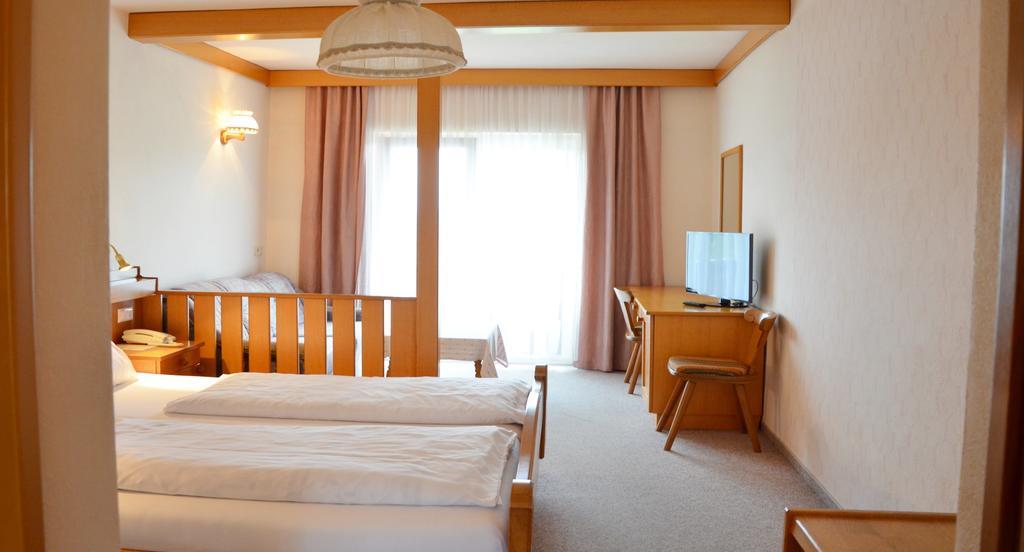 Hotel Fantur Velden am Wörthersee Exterior foto